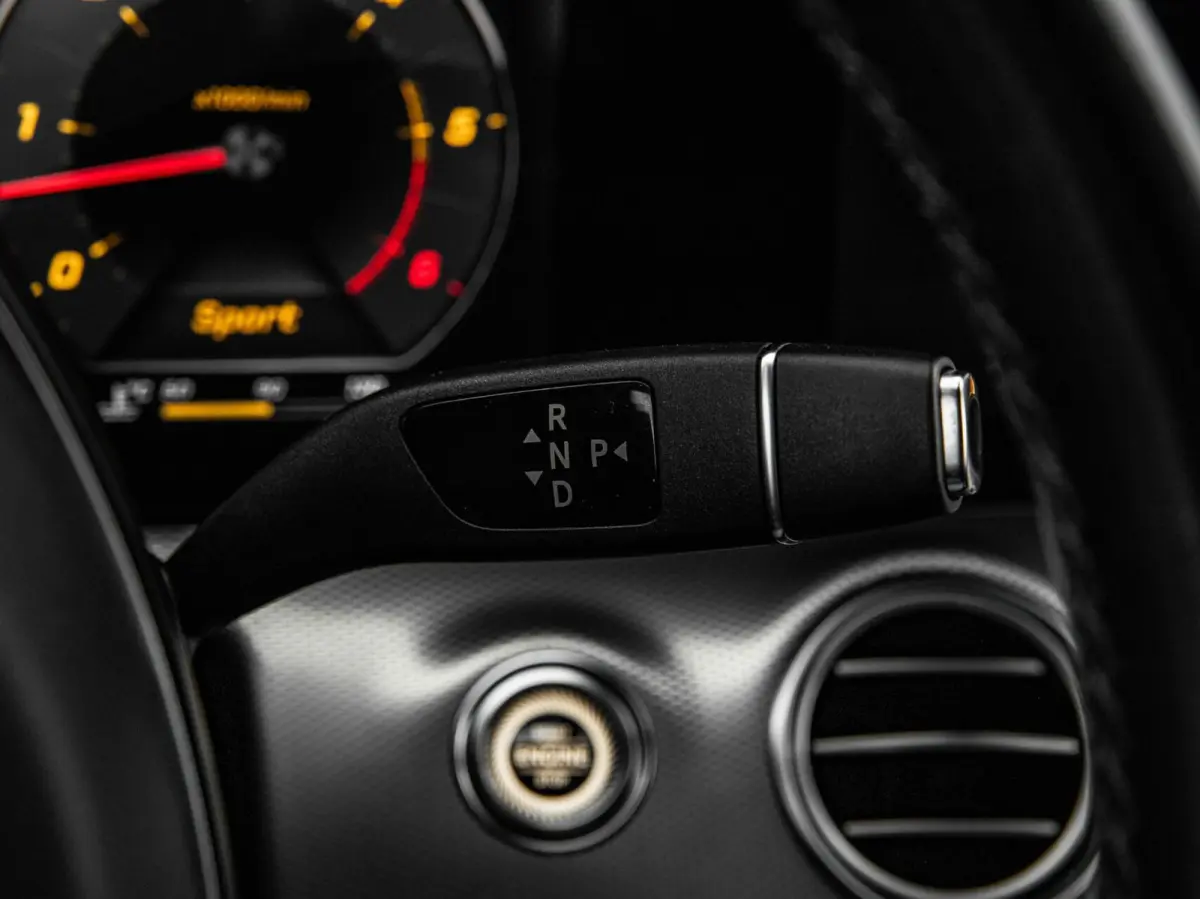 350 d AMG Night Edition | Schuifdak | Burmester | Leder | HUD | 360 Camera | Widescreen | Dodehoekdetectie | Keyless | Apple CarPlay/Android Auto | 19"
