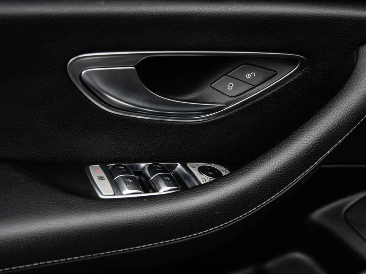 350 d AMG Night Edition | Schuifdak | Burmester | Leder | HUD | 360 Camera | Widescreen | Dodehoekdetectie | Keyless | Apple CarPlay/Android Auto | 19"