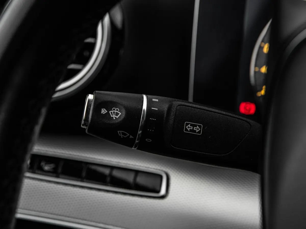350 d AMG Night Edition | Schuifdak | Burmester | Leder | HUD | 360 Camera | Widescreen | Dodehoekdetectie | Keyless | Apple CarPlay/Android Auto | 19"
