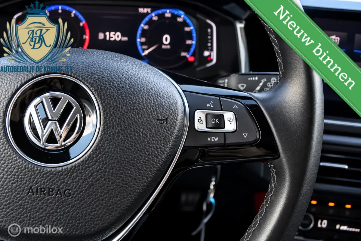 1.0 TSI R-Line Carplay LED Virtual display