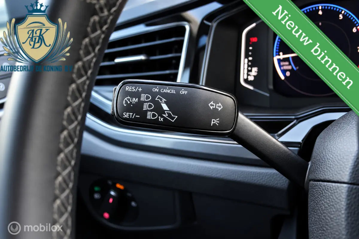 1.0 TSI R-Line Carplay LED Virtual display