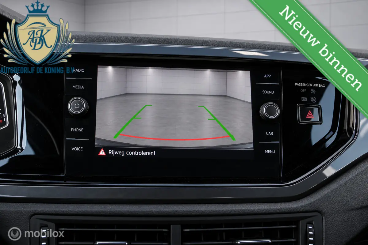 1.0 TSI R-Line Carplay LED Virtual display