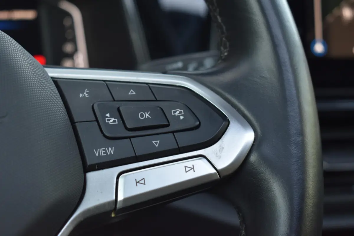 1.5 TSI R-Line Pano Massage Lane Camera