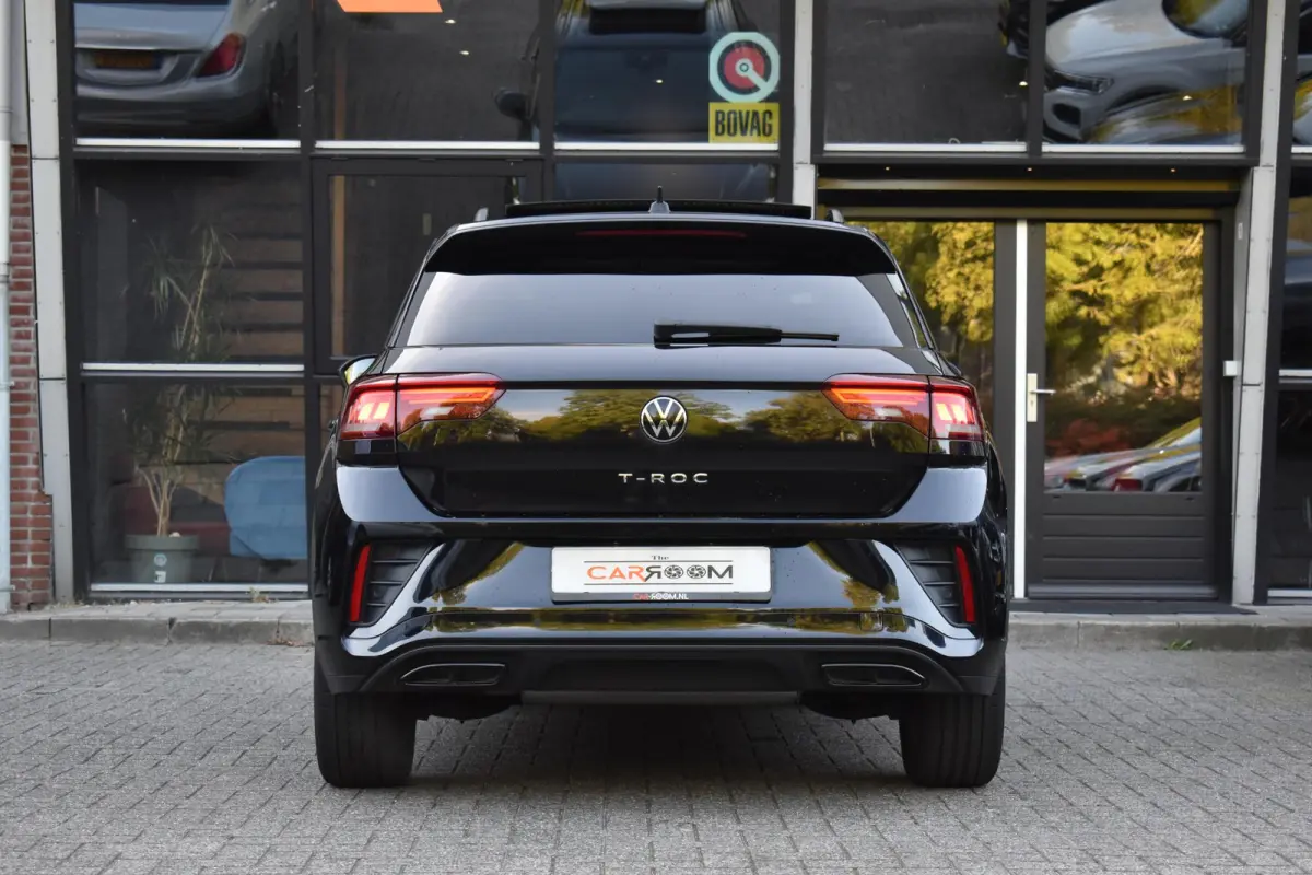 1.5 TSI R-Line Pano Massage Lane Camera
