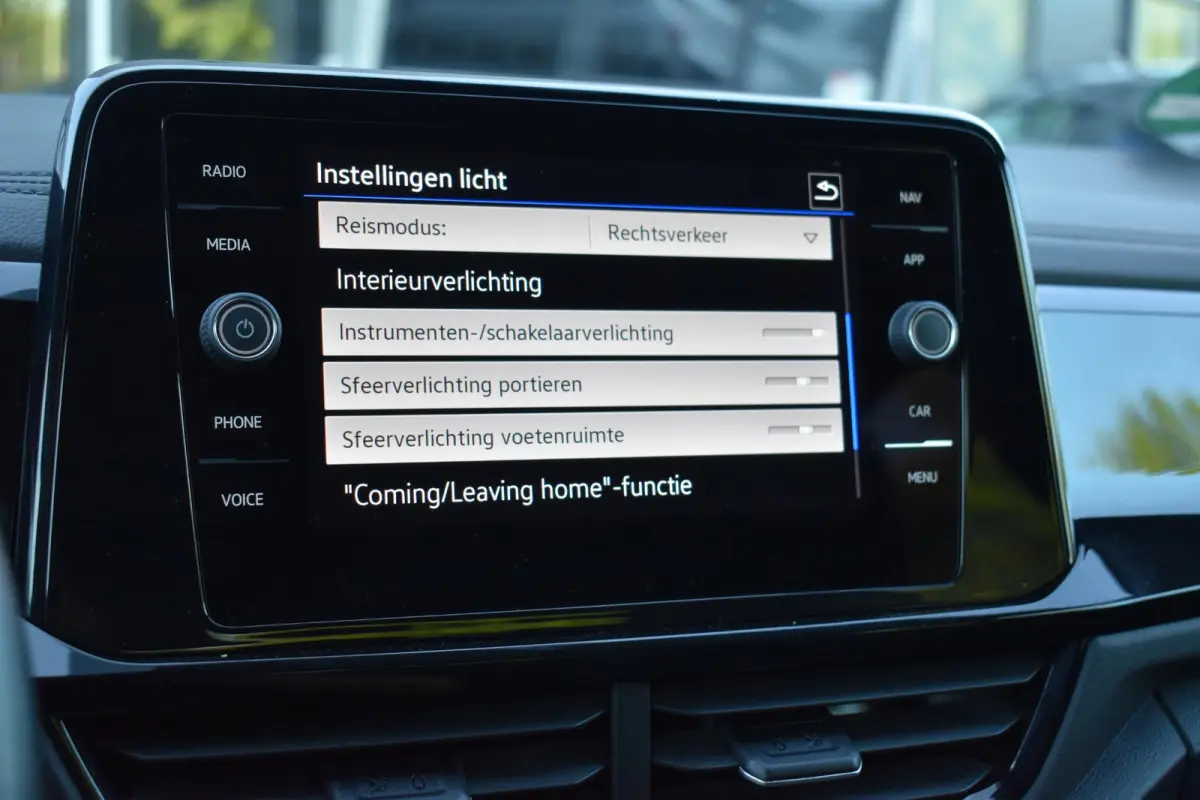 1.5 TSI R-Line Pano Massage Lane Camera