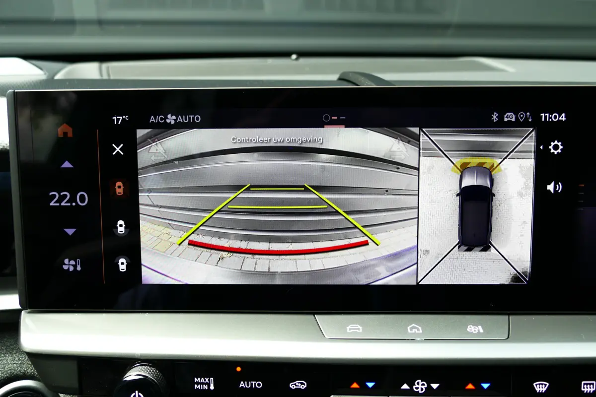 GS - (2025A) / 8 JAAR FABRIEKSGARATIE / PANO. DAK / STOEL-STUUR VERWARMING / 360 CAMERA / APPLE-ANDROID /