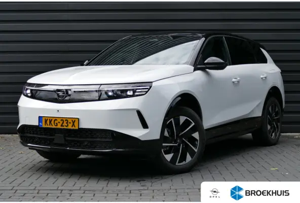 GS - (2025A) / 8 JAAR FABRIEKSGARATIE / PANO. DAK / STOEL-STUUR VERWARMING / 360 CAMERA / APPLE-ANDROID /