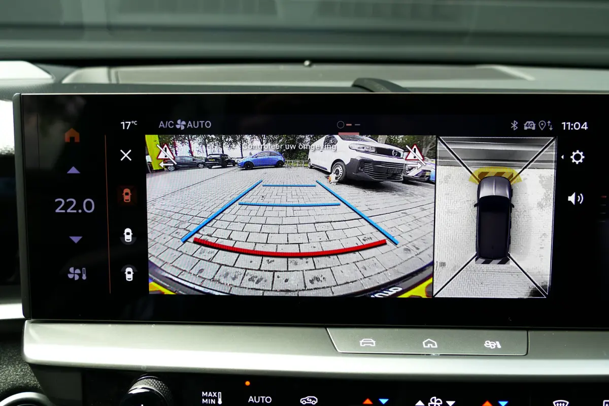 GS - (2025A) / 8 JAAR FABRIEKSGARATIE / PANO. DAK / STOEL-STUUR VERWARMING / 360 CAMERA / APPLE-ANDROID /
