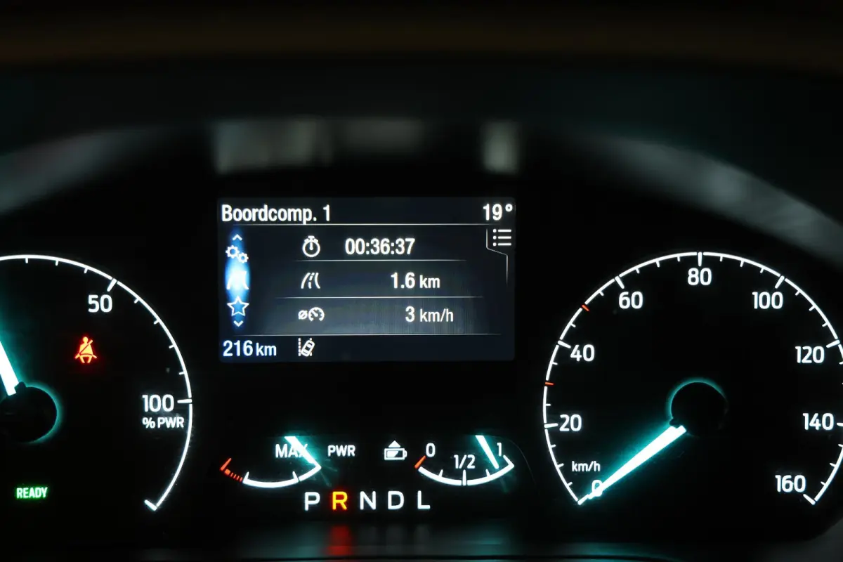 350 L2H2 Trend 68 kWh ON BOARD POWER