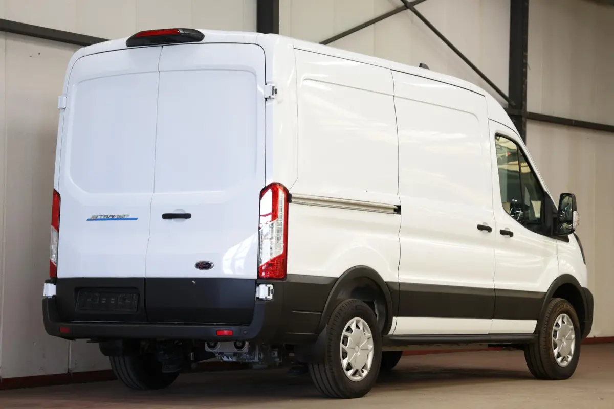 350 L2H2 Trend 68 kWh ON BOARD POWER