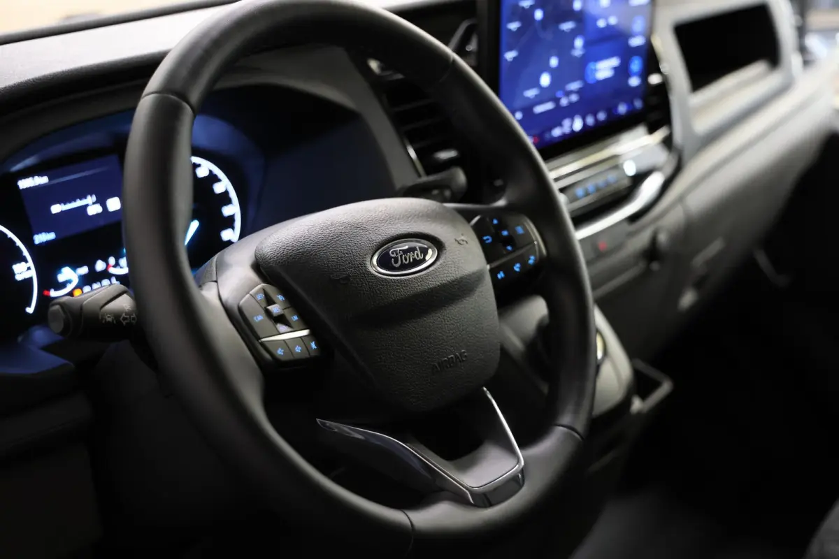 350 L2H2 Trend 68 kWh ON BOARD POWER