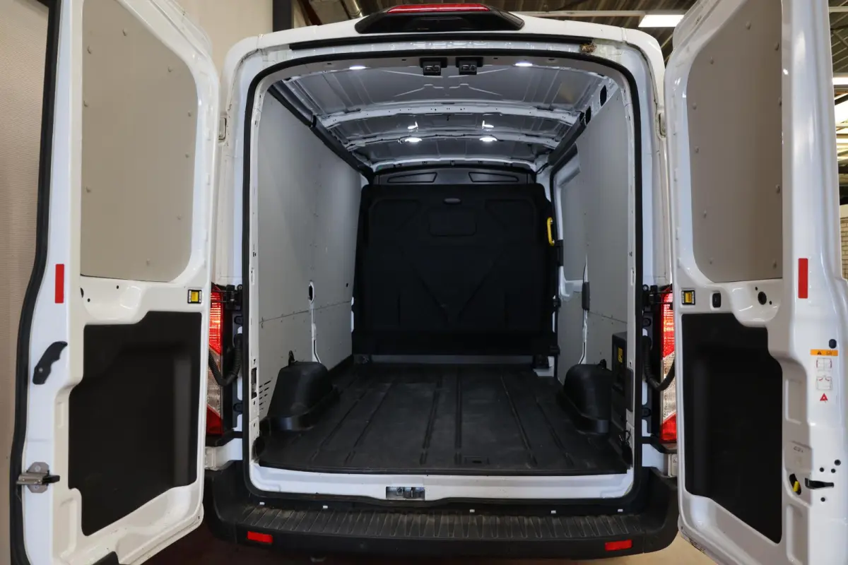 350 L2H2 Trend 68 kWh ON BOARD POWER