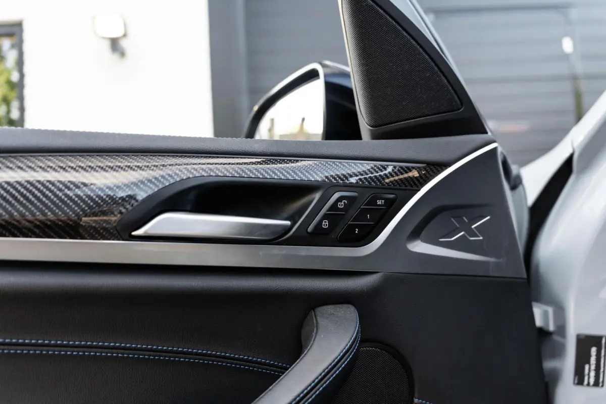 XDrive30e M-sport M Zetels Pano Carbon Laser Trekhaak