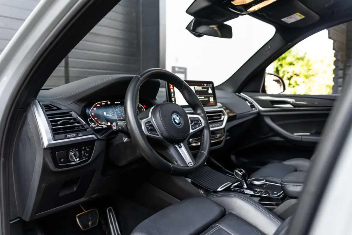XDrive30e M-sport M Zetels Pano Carbon Laser Trekhaak