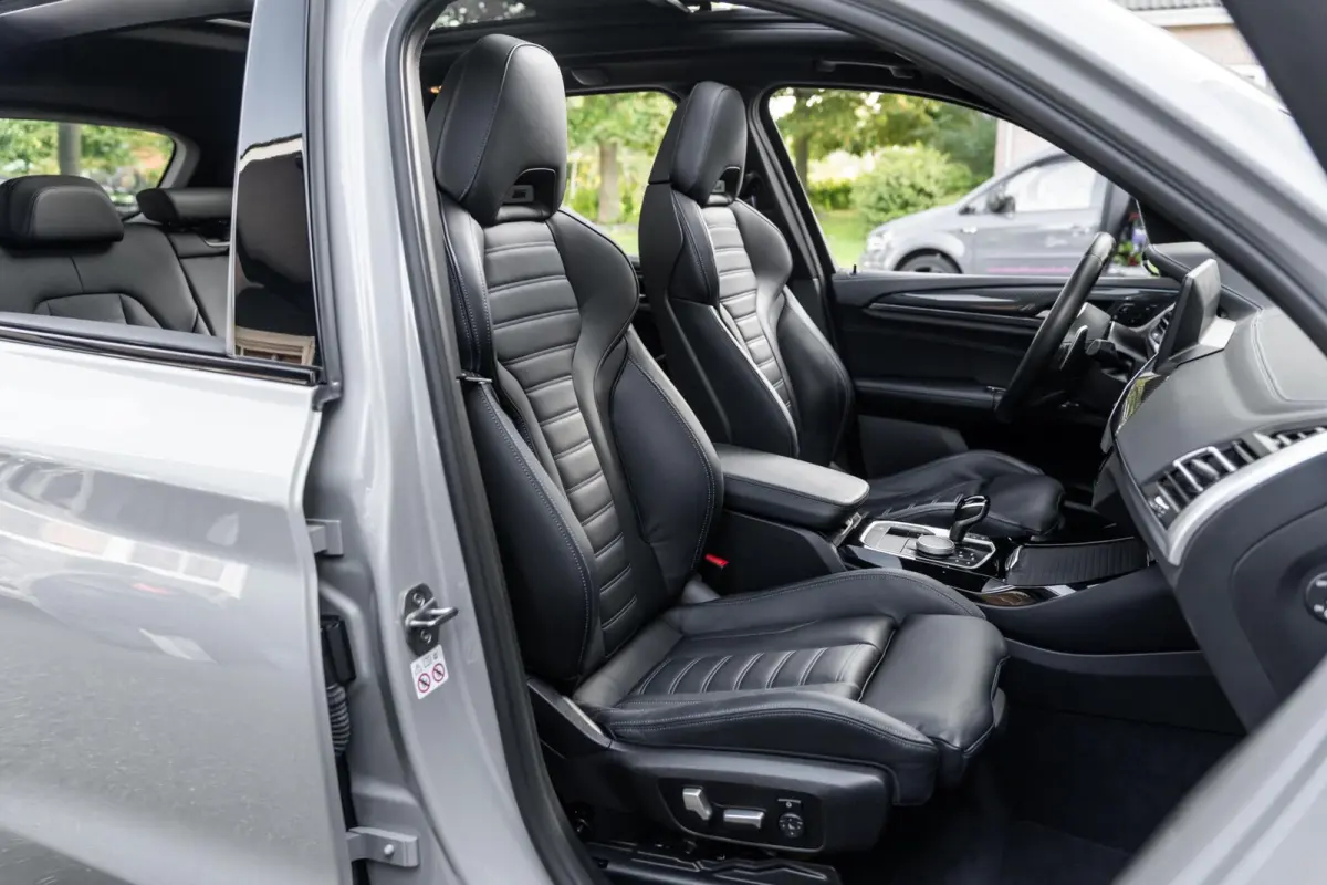 XDrive30e M-sport M Zetels Pano Carbon Laser Trekhaak