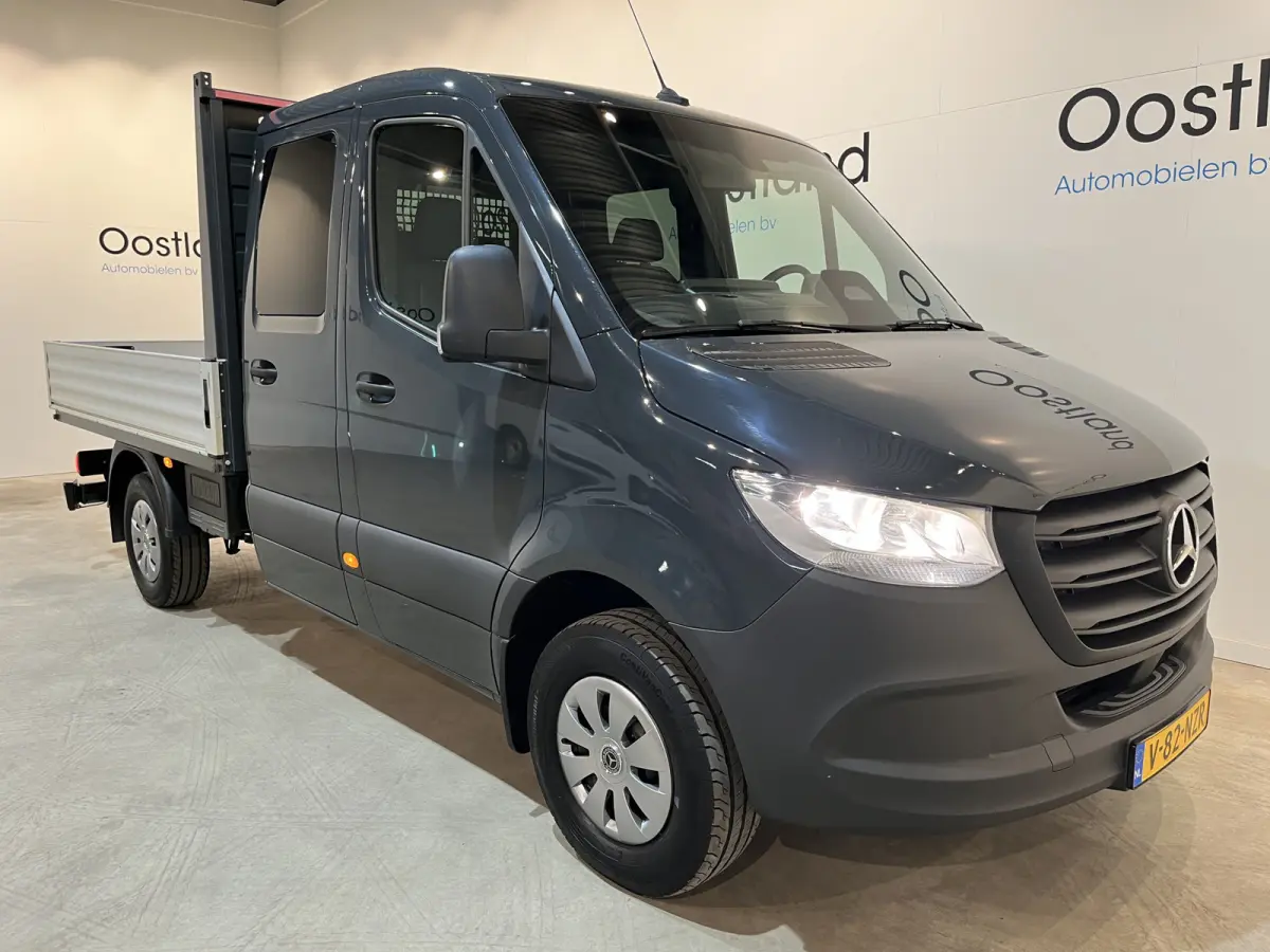 317 CDI L2 RWD DC 7 PERS. Automaat Open Laadbak / Euro 6 / Airco / Cruise Control / Trekhaak / Camera / 16.200 KM !!
