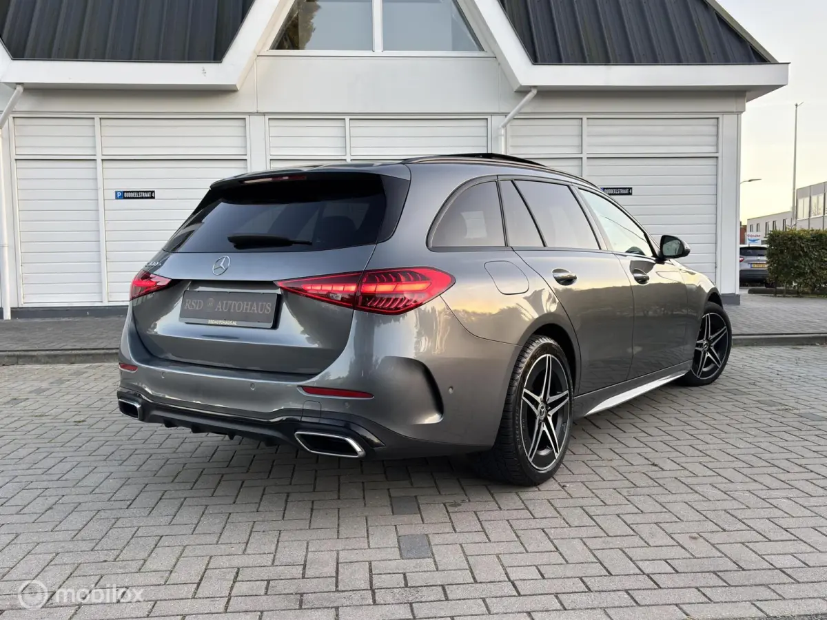 300 e AMG Pano luchtvering trekhaak