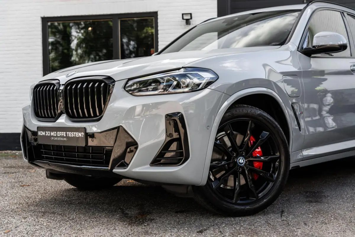 xDrive30e High Ex M Sport H&K HUD Laser Trekhaak 360