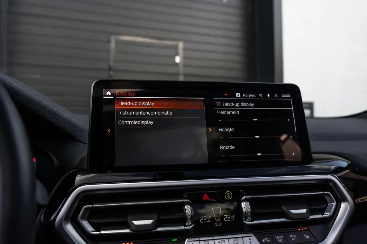 xDrive30e High Ex M Sport H&K HUD Laser Trekhaak 360