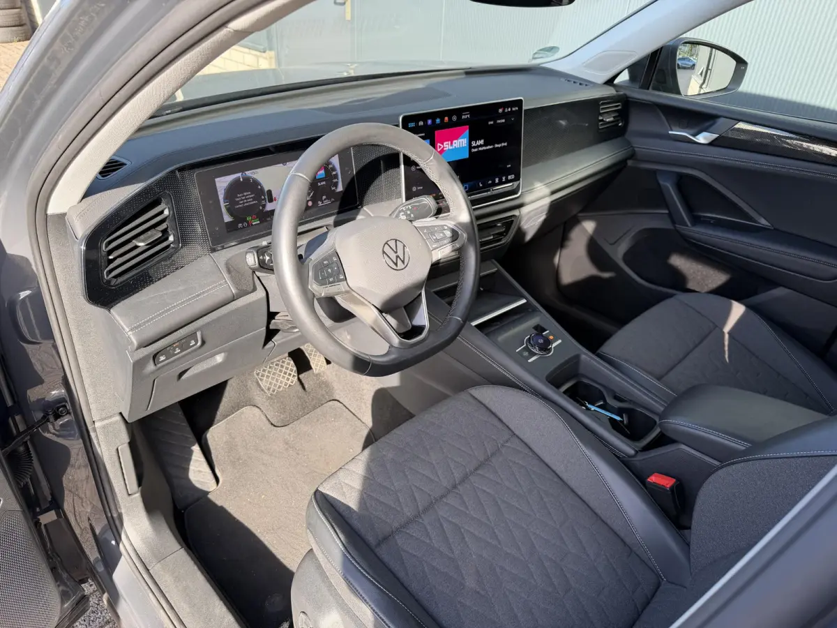 1.5 eHybrid Life Edition PHEV 18"/Trekhaak/Stoel + stuurverwarming/Matrix LED/Camera/Adaptieve cruise/Dodehoek/Keyless/PDC/Elektrische klep
