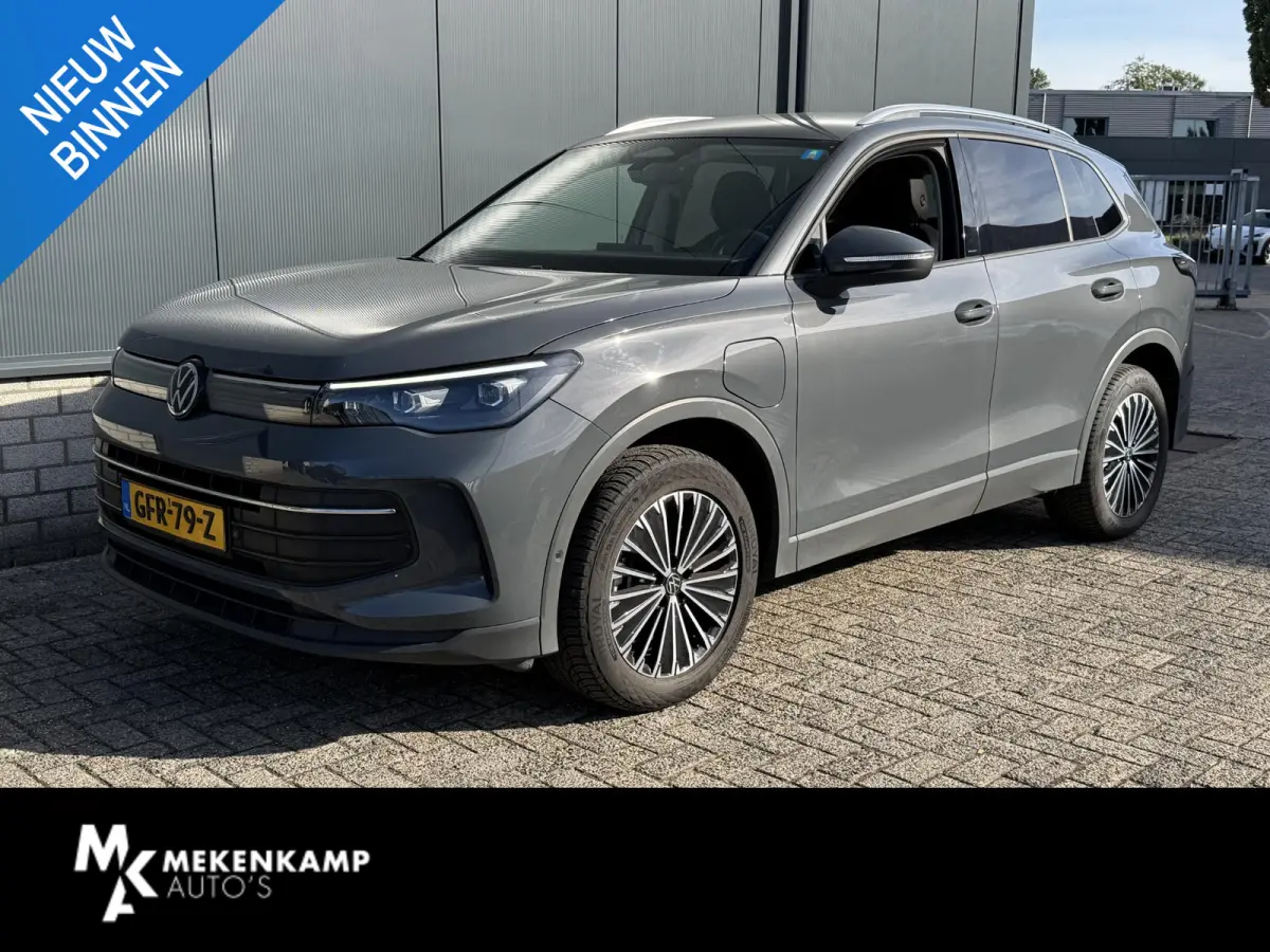 1.5 eHybrid Life Edition PHEV 18"/Trekhaak/Stoel + stuurverwarming/Matrix LED/Camera/Adaptieve cruise/Dodehoek/Keyless/PDC/Elektrische klep