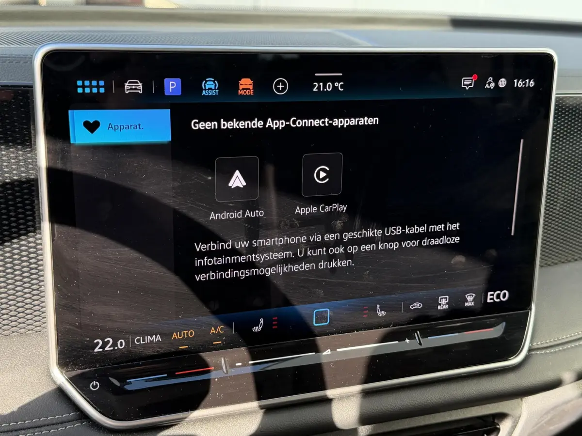 1.5 eHybrid Life Edition PHEV 18"/Trekhaak/Stoel + stuurverwarming/Matrix LED/Camera/Adaptieve cruise/Dodehoek/Keyless/PDC/Elektrische klep