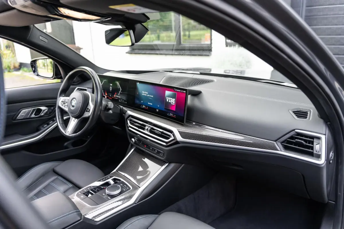 330e xDrive 360 Pano H&K HUD Carbon M340