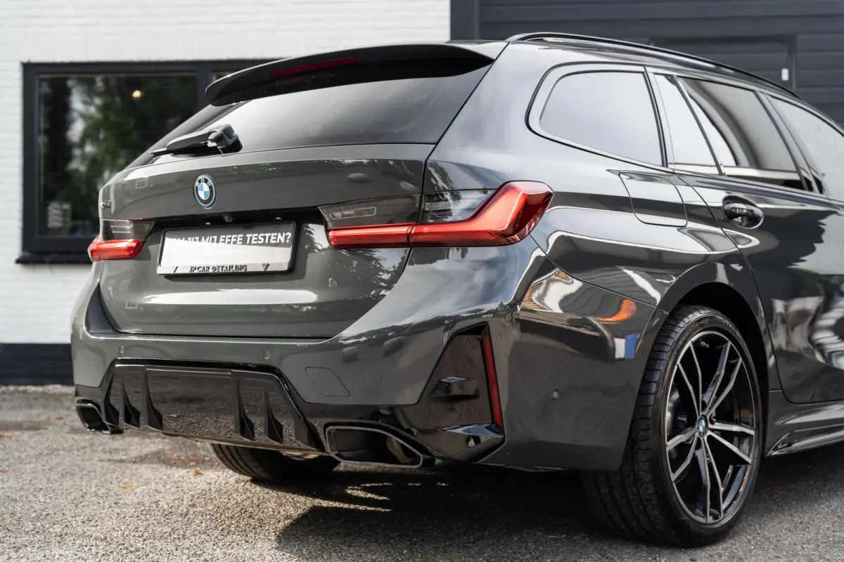 330e xDrive 360 Pano H&K HUD Carbon M340