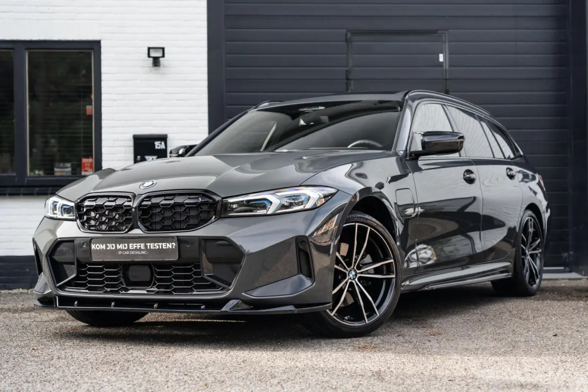 330e xDrive 360 Pano H&K HUD Carbon M340