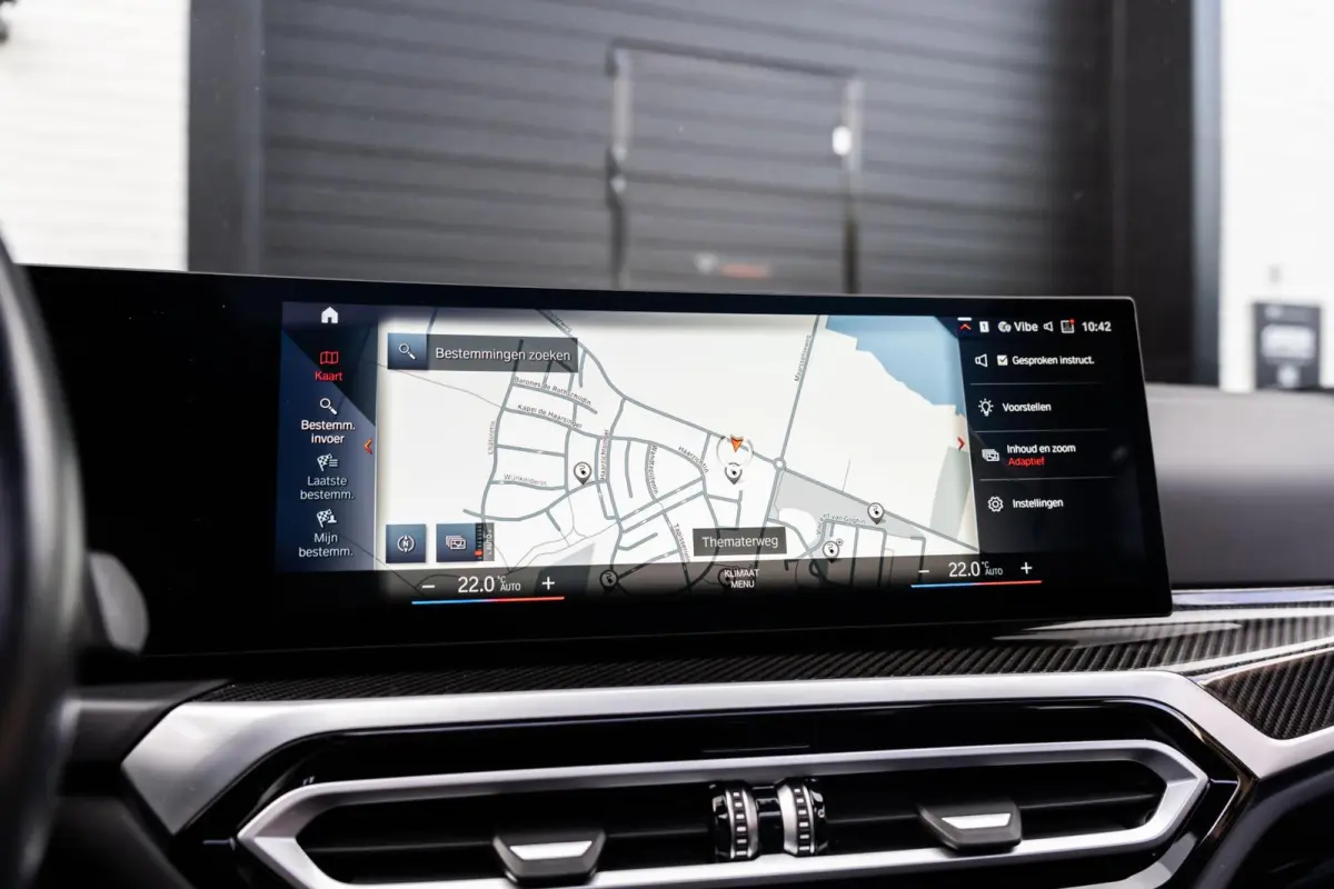 330e xDrive 360 Pano H&K HUD Carbon M340