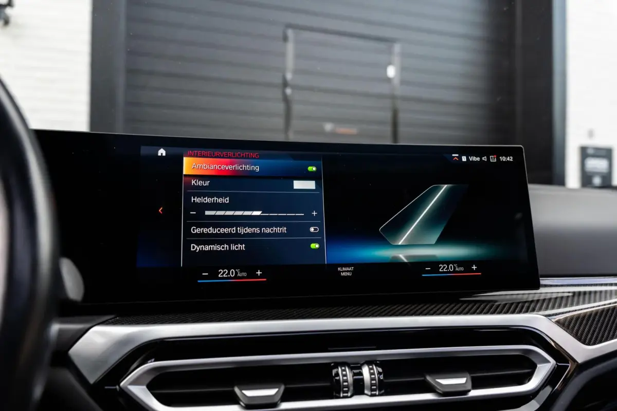 330e xDrive 360 Pano H&K HUD Carbon M340