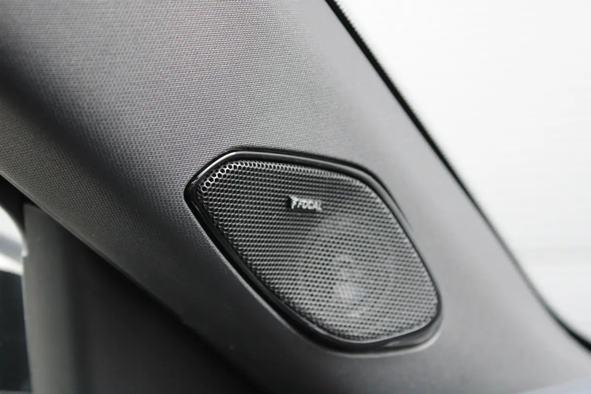 1.2 PureTech GT Pack | Automaat | Navigatie | Camera | Panorama/schuifdak | Alcantara | Focal | 1e Eigenaar |