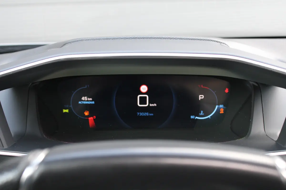 1.2 PureTech GT Pack | Automaat | Navigatie | Camera | Panorama/schuifdak | Alcantara | Focal | 1e Eigenaar |