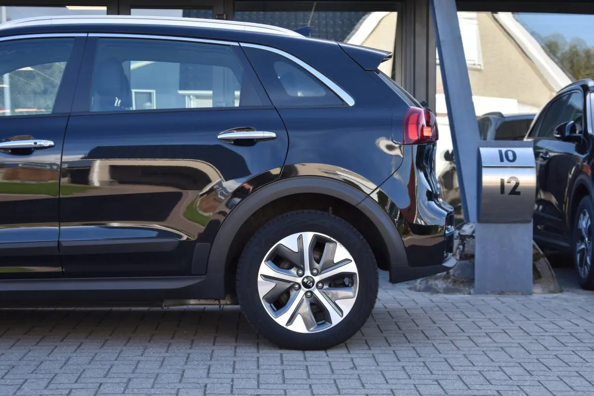 ComfortLine 64 kWh | SOH 97.6% | DEALER ONDERHOUDEN | NAP | APPLE CARPLAY | ANDROID AUTO