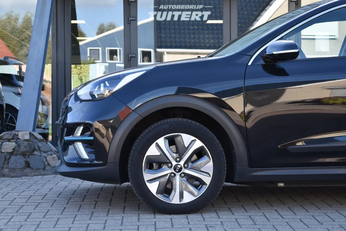 ComfortLine 64 kWh | SOH 97.6% | DEALER ONDERHOUDEN | NAP | APPLE CARPLAY | ANDROID AUTO