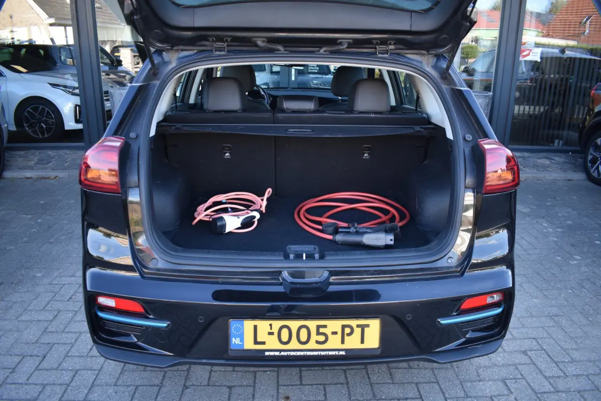 ComfortLine 64 kWh | SOH 97.6% | DEALER ONDERHOUDEN | NAP | APPLE CARPLAY | ANDROID AUTO