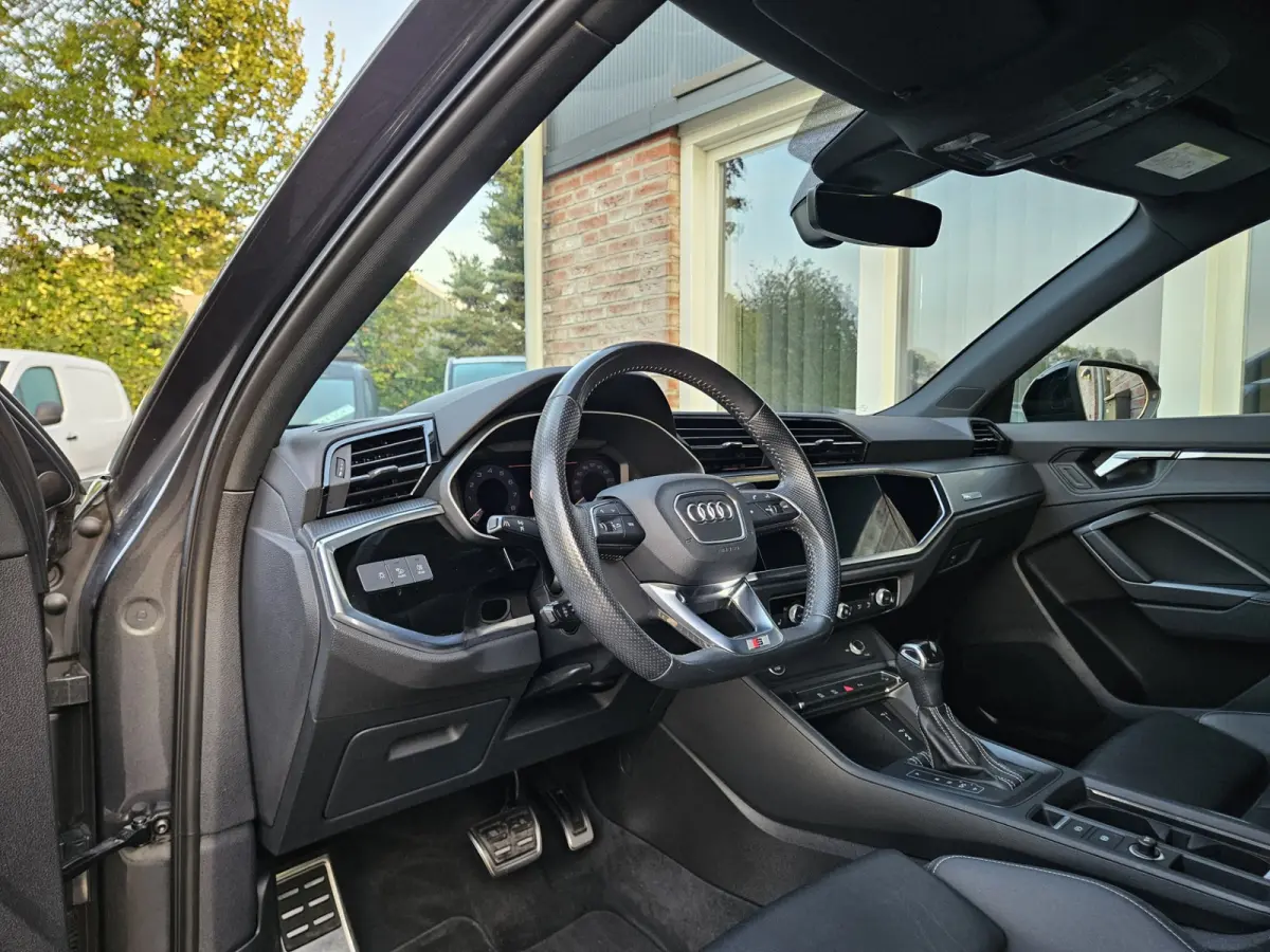 35 TFSI S-Line! Camera! Automaat! Carplay! LED! NAP! Mooie/Nette Auto! Leer!