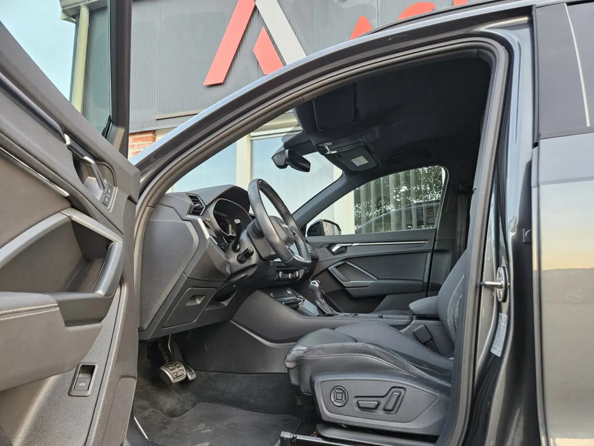 35 TFSI S-Line! Camera! Automaat! Carplay! LED! NAP! Mooie/Nette Auto! Leer!