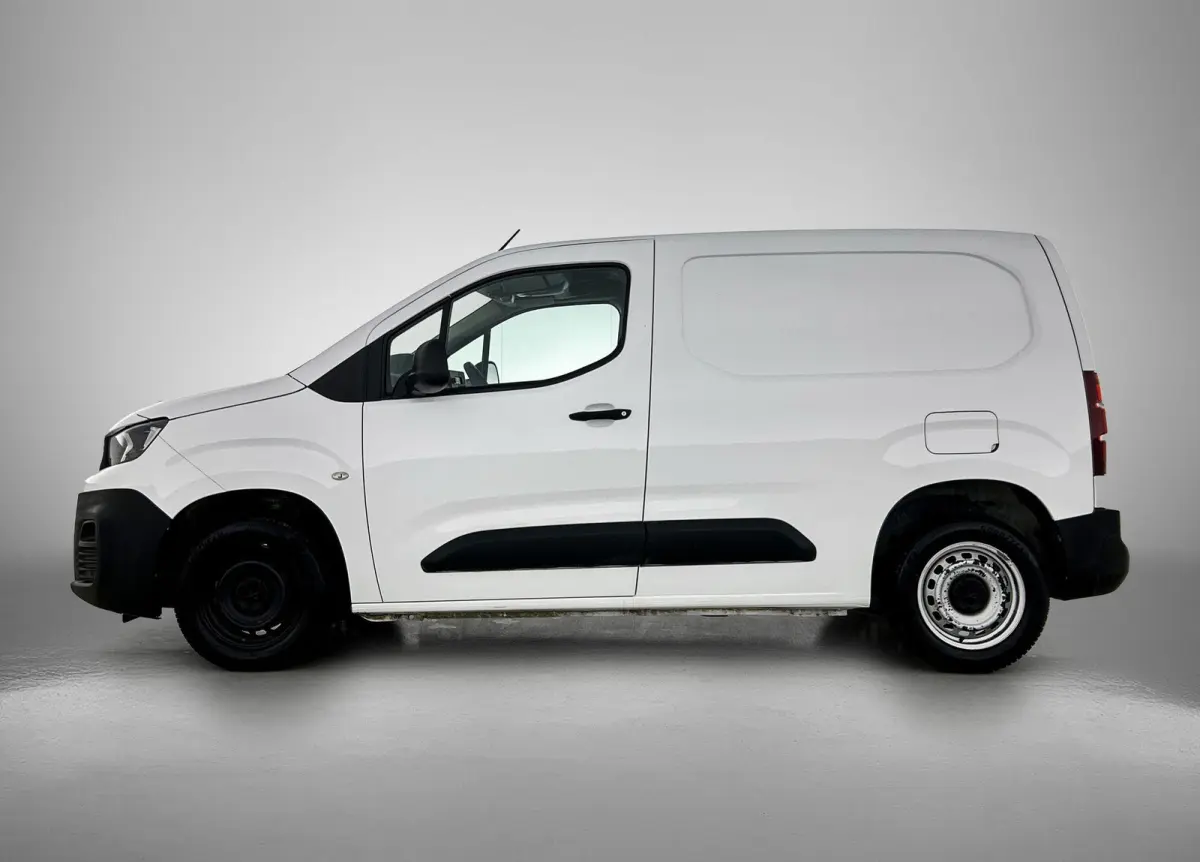 1.5 BHDi L1 Heavy 55kW Pro | Airco | Radio |