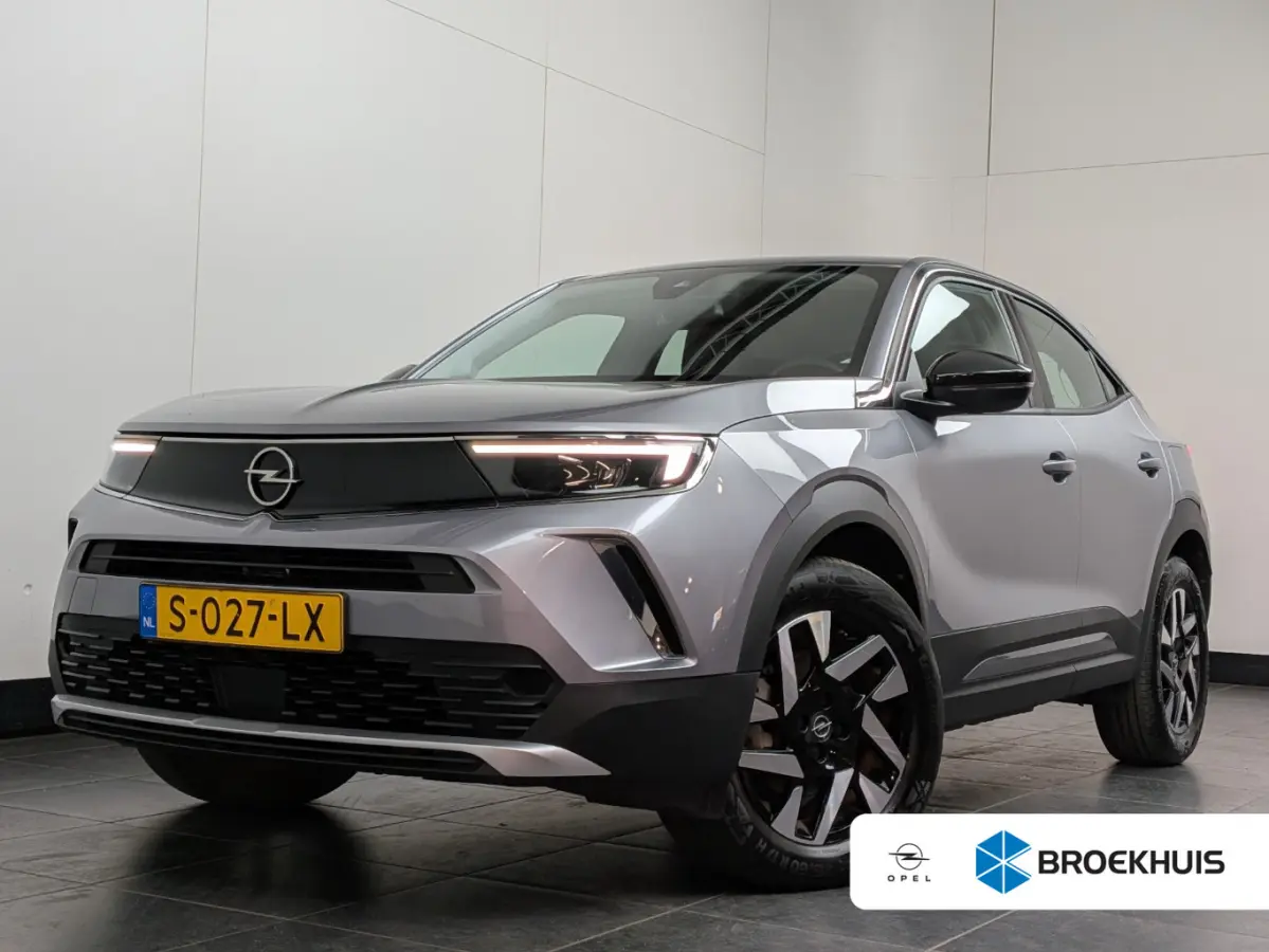 Level 3 50 kWh SOH 96,3% | Airco | Camera | Cruise Control | DAB | LMV 17" | LED | Navi | PDC Achter |