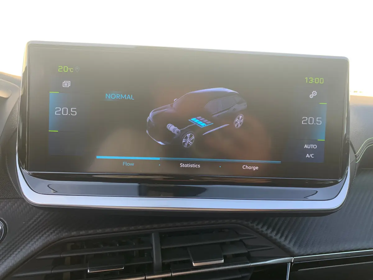 EV GT 50 kWh SOH 94% | Airco | Camera | Cruise Control | DAB | LED | LMV 17" | Navi | PDC V&A | Stoelverwarming |