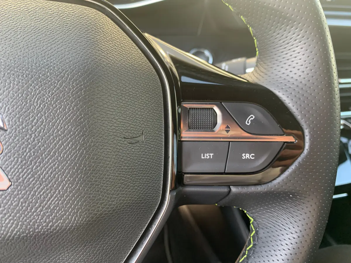 EV GT 50 kWh SOH 94% | Airco | Camera | Cruise Control | DAB | LED | LMV 17" | Navi | PDC V&A | Stoelverwarming |
