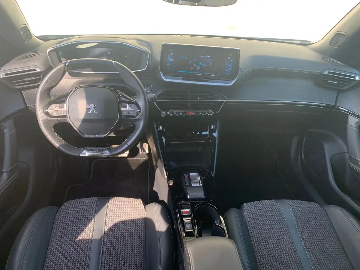 EV GT 50 kWh SOH 94% | Airco | Camera | Cruise Control | DAB | LED | LMV 17" | Navi | PDC V&A | Stoelverwarming |