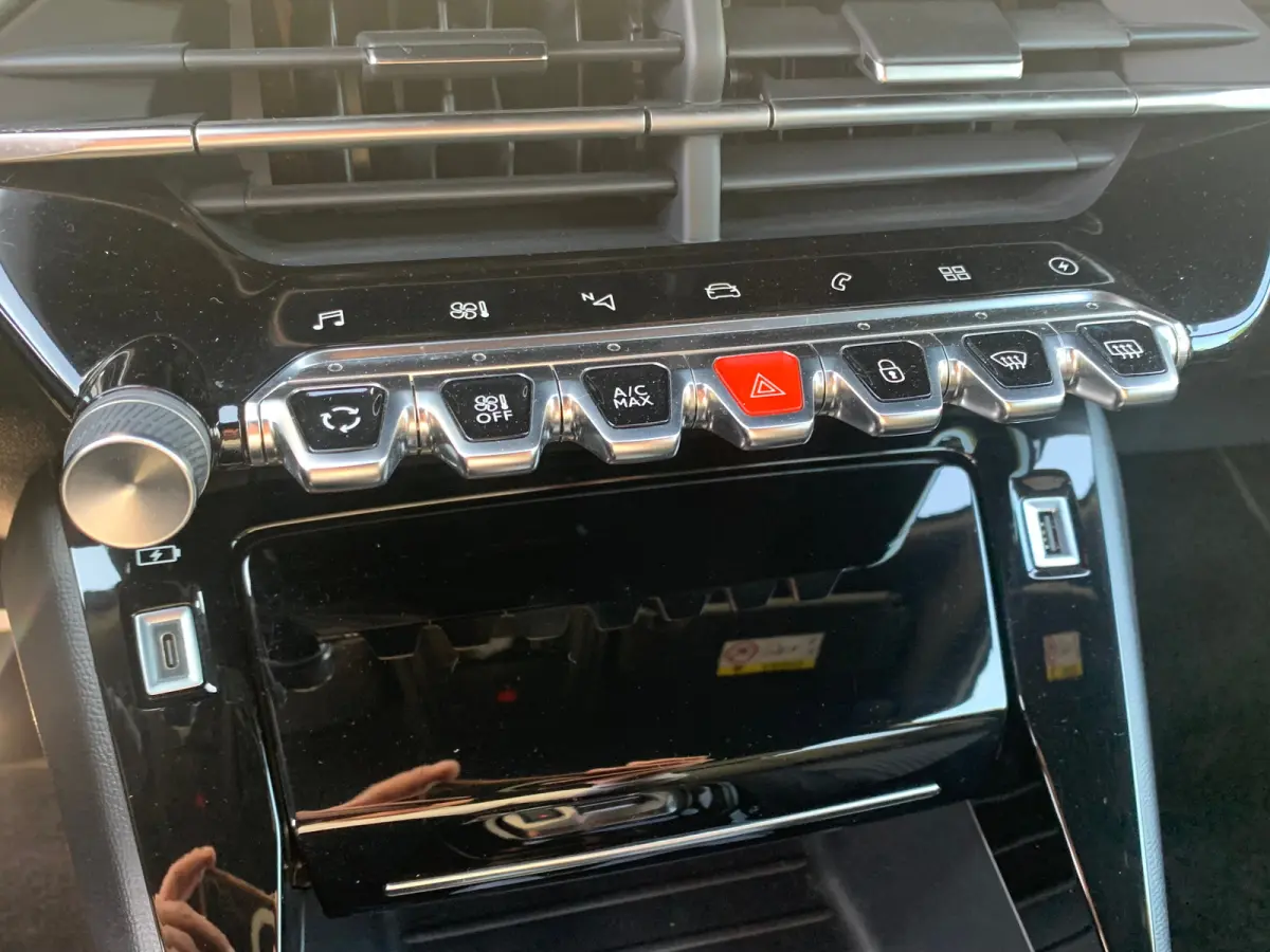 EV GT 50 kWh SOH 94% | Airco | Camera | Cruise Control | DAB | LED | LMV 17" | Navi | PDC V&A | Stoelverwarming |