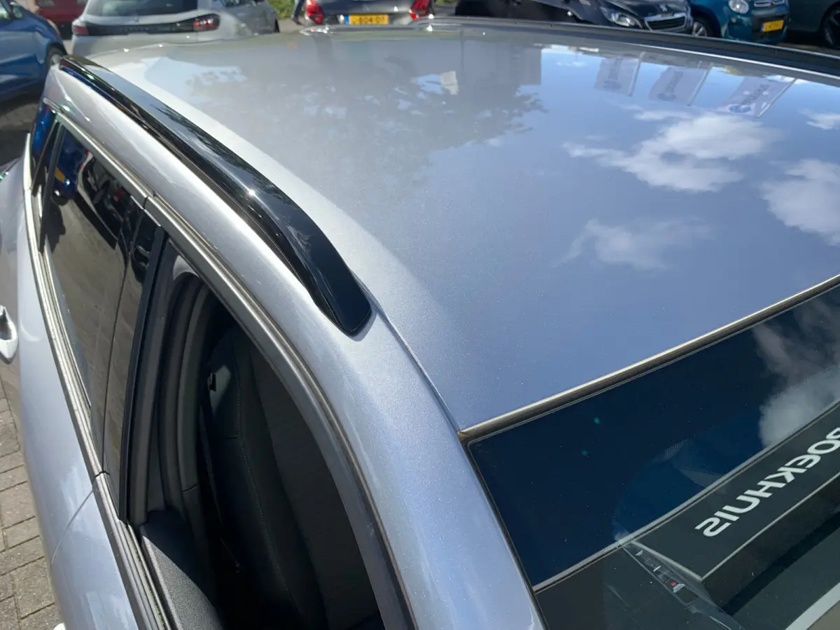 EV Allure Pack 50 kWh SOH 94% | Airco | Camera | Cruise Adaptief | DAB | Keyless | LED | LMV 17" | Navi | PDC Achter | Stoelverwarming |