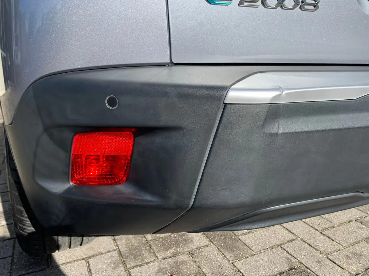 EV Allure Pack 50 kWh SOH 94% | Airco | Camera | Cruise Adaptief | DAB | Keyless | LED | LMV 17" | Navi | PDC Achter | Stoelverwarming |