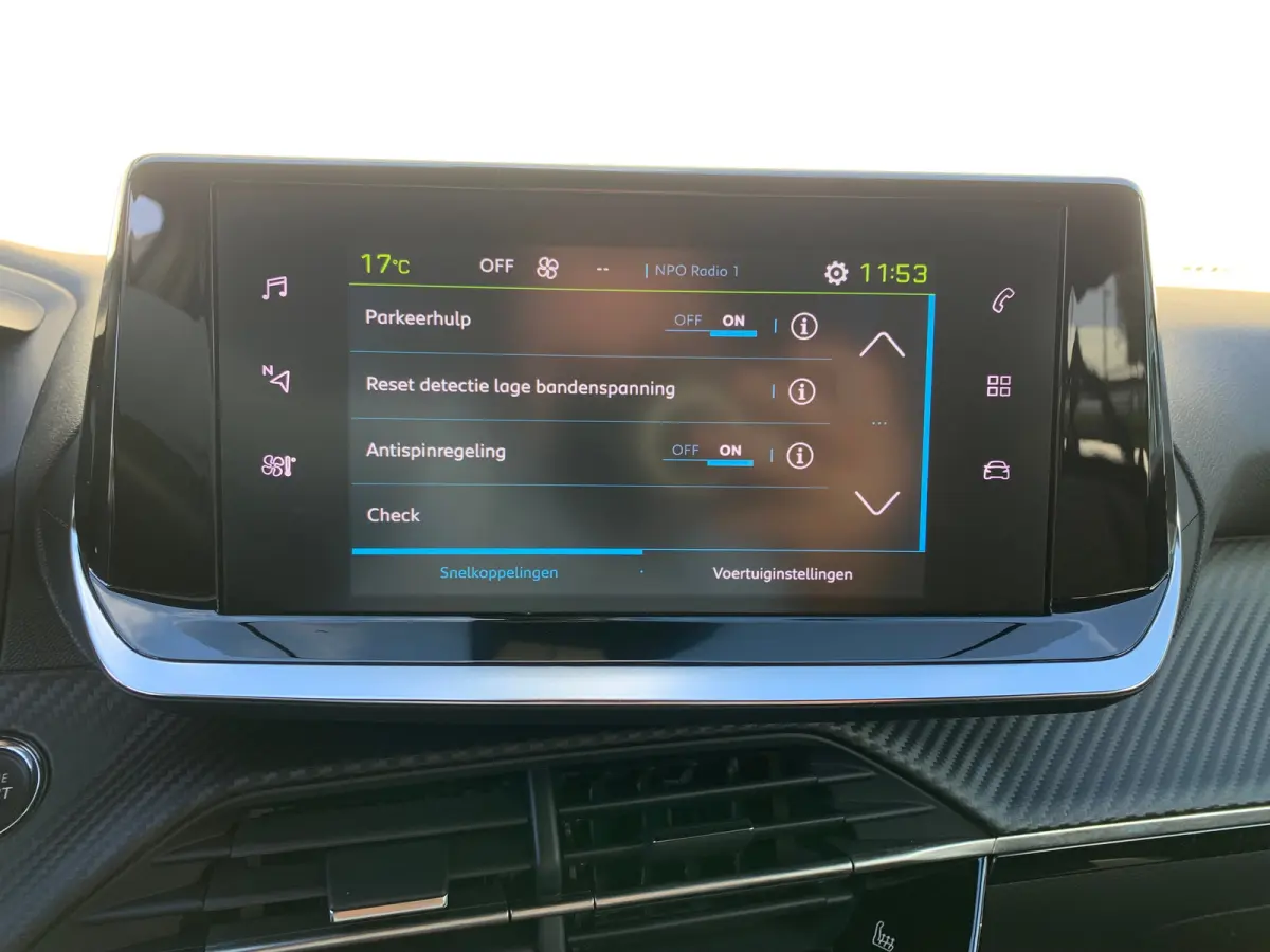 EV Allure Pack 50 kWh SOH 94% | Airco | Camera | Cruise Adaptief | DAB | Keyless | LED | LMV 17" | Navi | PDC Achter | Stoelverwarming |