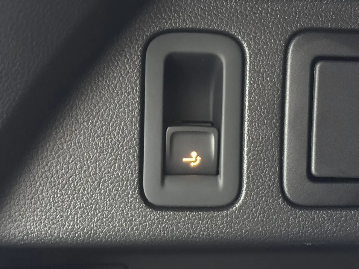 1.5 TSI ACT Highline Business R Trekhaak | Stoelverwarming | Adaptive Cruise Control | Parkeersensoren Voor en Achter | Achteruitrijcamera