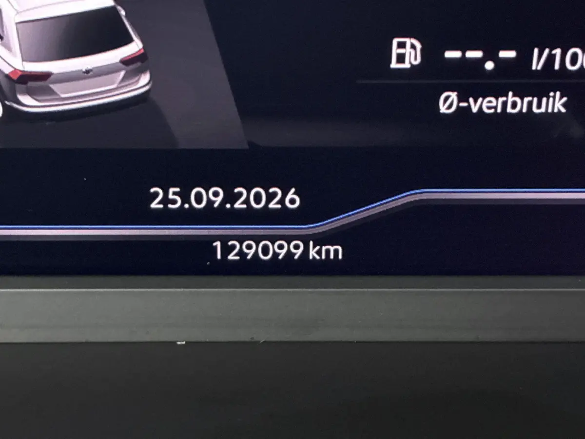 1.5 TSI ACT Highline Business R Trekhaak | Stoelverwarming | Adaptive Cruise Control | Parkeersensoren Voor en Achter | Achteruitrijcamera