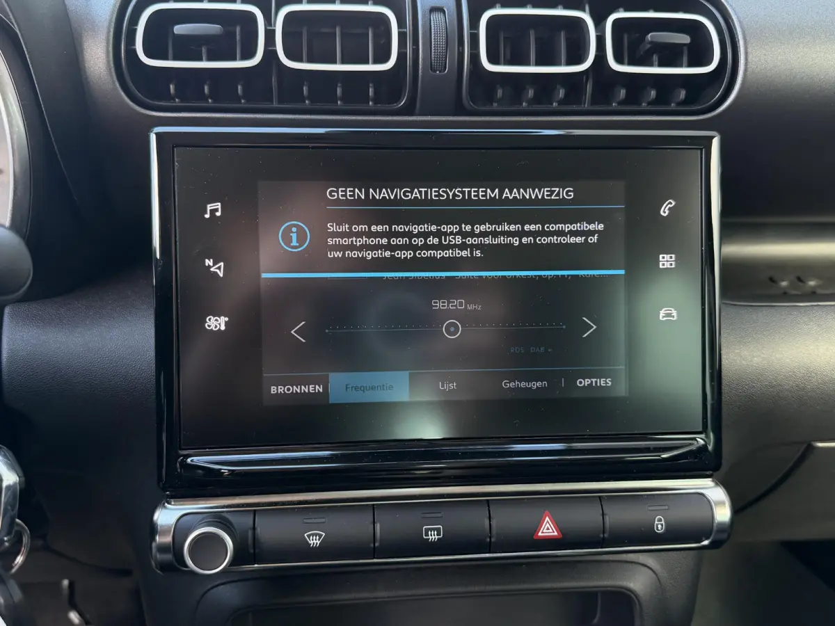 1.2 PureTech Plus 16"/Stoelverwarming/PDC/Apple Carplay & Android Auto/Climate/Cruise